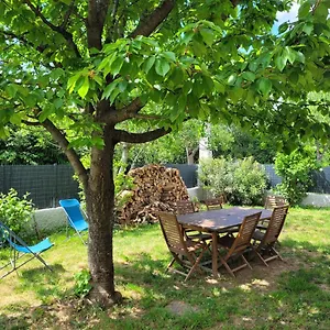 https://la-campagne-5-min-du-centre-de-valence.hotels-rhonealpes.com